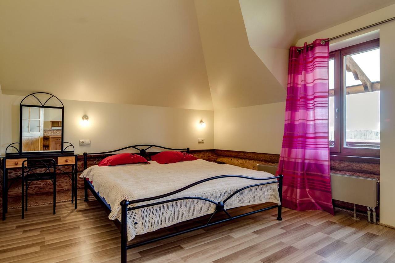 Agave Hotel Augsligatne Екстериор снимка